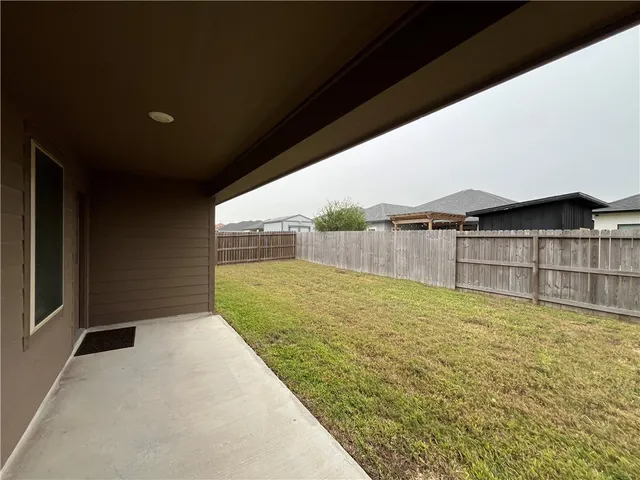 $2,400 | 7721 Iron Man Drive, Corpus Christi, TX 78414