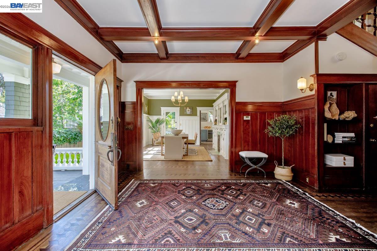 1111 Union Street Alameda, CA 94501 - Photo 7 of 57