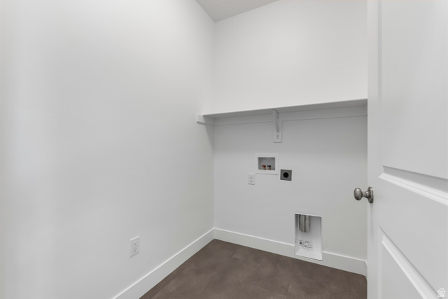 58 South Crimson Way, Unit 306 Mapleton, UT 84664 - Photo 18 of 24 Dedicated utility space featuring a neutral color palette
