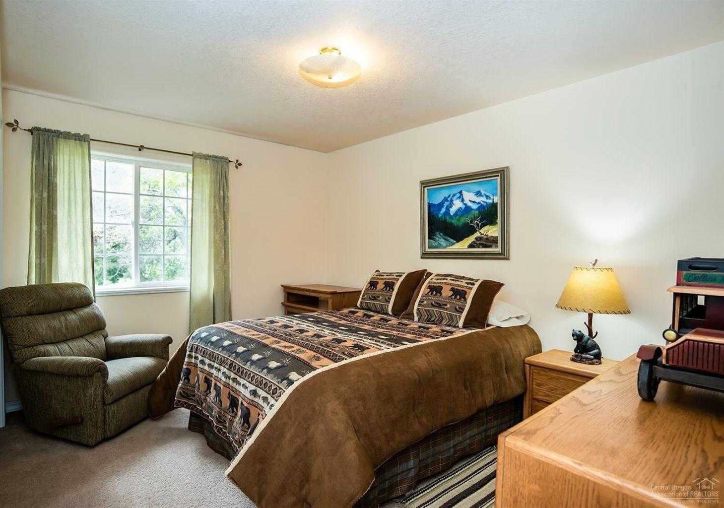21225 Garcia Road Bend, OR 97701 - Photo 17 of 27 20200311082721163452000000-o
