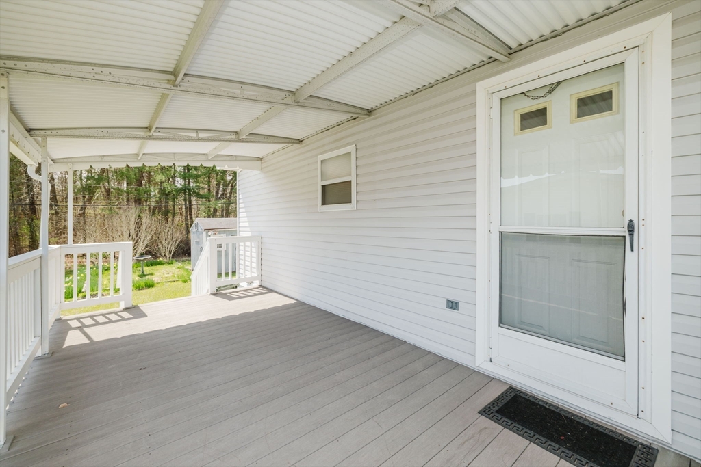 5 Amber Way Raynham, MA 02767 - Photo 4 of 38 Gallery Image 4