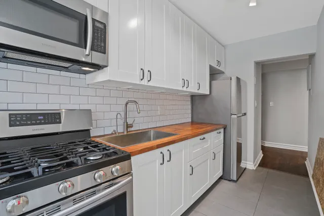 $330,000 | 1900 Quentin Road, Unit B25 | Homecrest