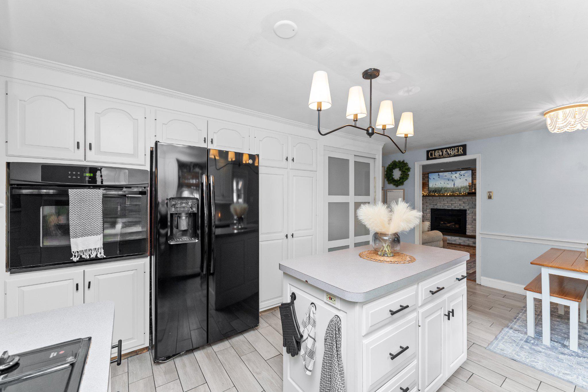 155 Miller Road Barto, PA 19504 - Photo 14 of 39 Bright and Inviting Modern Kitchen