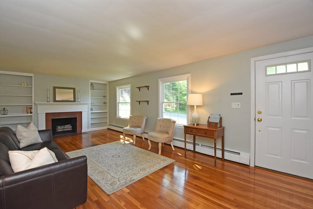 9 Ashwood Road Paxton, MA 01612 - Photo 2 of 27 Gallery Image 2