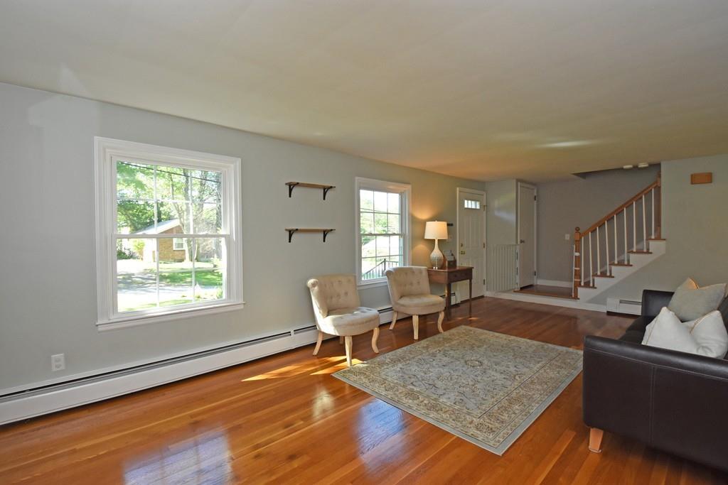 9 Ashwood Road Paxton, MA 01612 - Photo 3 of 27 Gallery Image 3