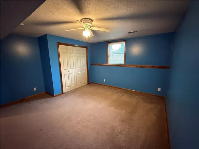 $405,000 | 10130 West 2400th Road, Fontana, KS 66026