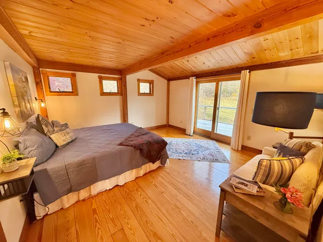 $1,250,000 | 6461 Highway 30, Decatur, TN 37322