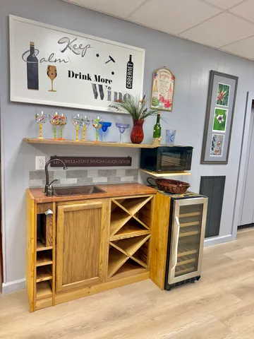 $1,250,000 | 6461 Highway 30, Decatur, TN 37322