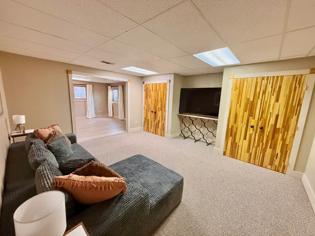 $1,250,000 | 6461 Highway 30, Decatur, TN 37322