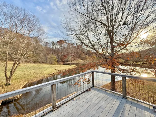 $1,250,000 | 6461 Highway 30, Decatur, TN 37322