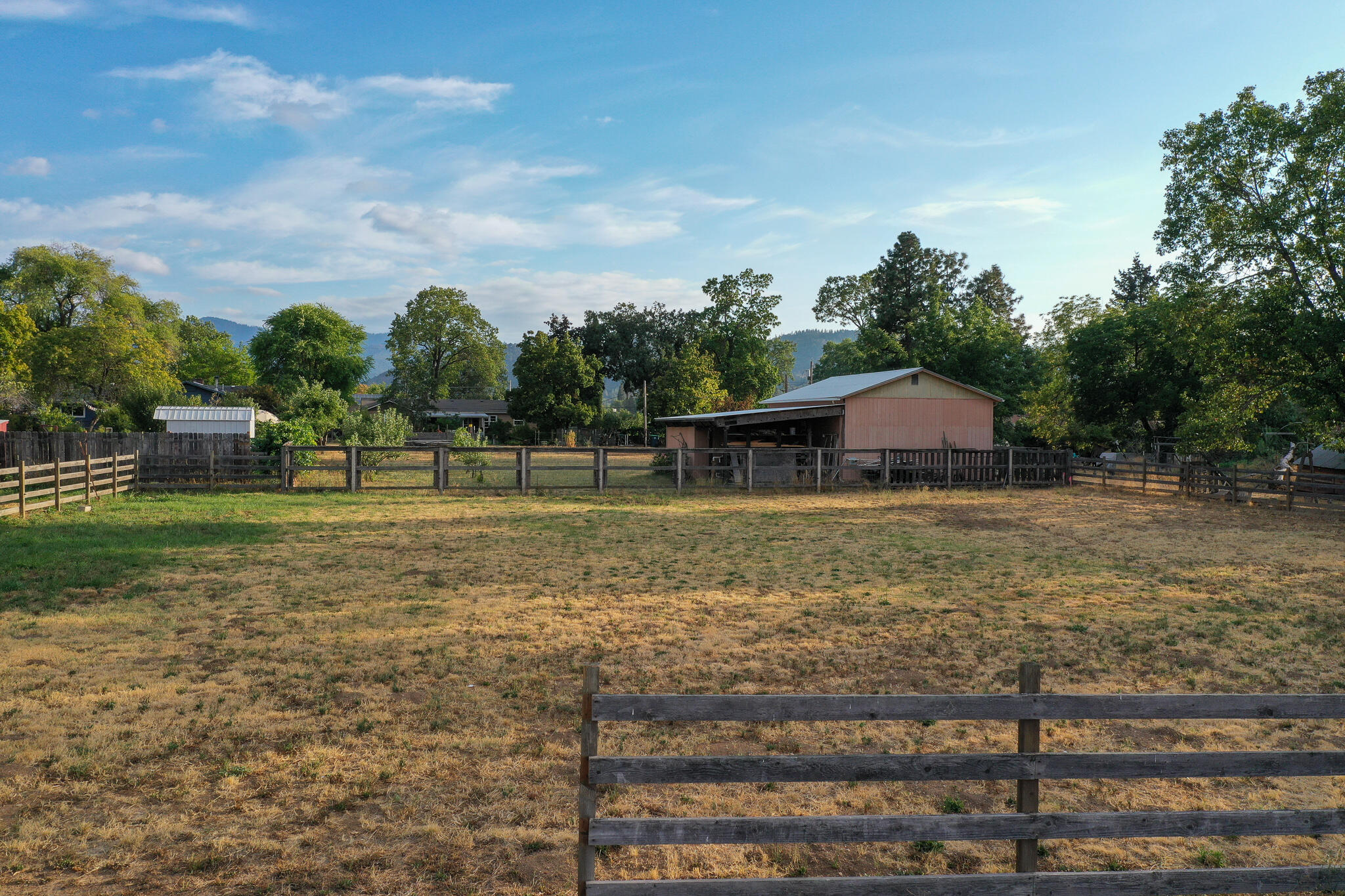 674 Oak Grove Road Medford, OR 97501 - Photo 36 of 47 Pastures.