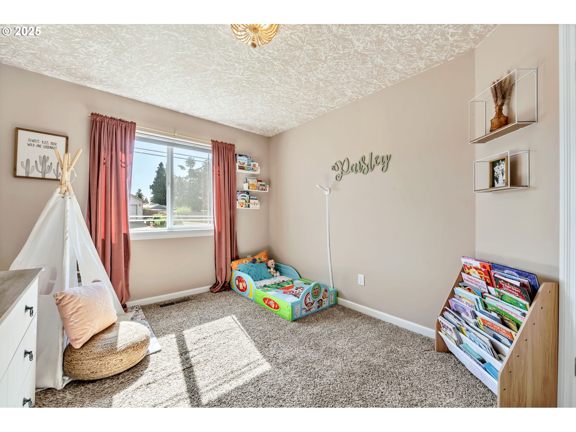 525 12th Street Aumsville, OR 97325 - Photo 15 of 23 a bedroom with a bed and a window