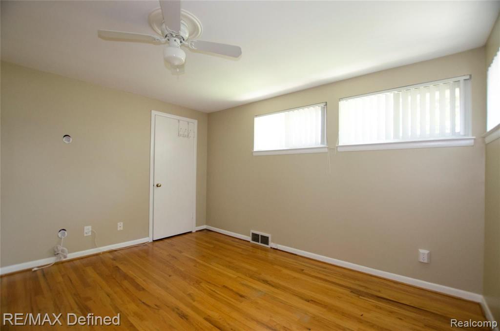 569 East 14 Mile Road Birmingham, MI 48009 - Photo 17 of 28