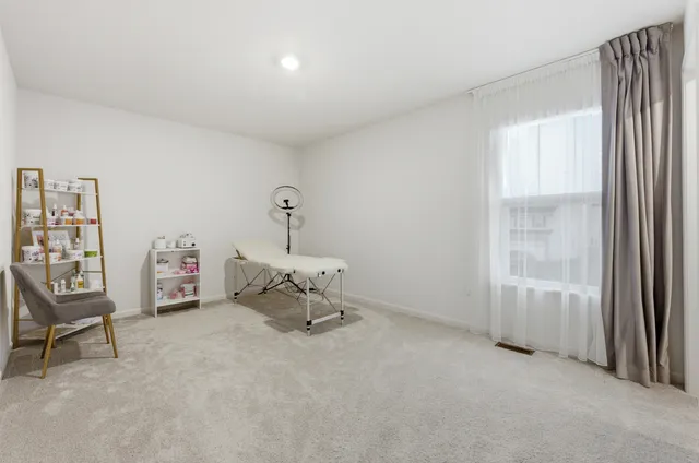 $4,000 | 8503 Rosehall Drive, Joliet, IL 60431