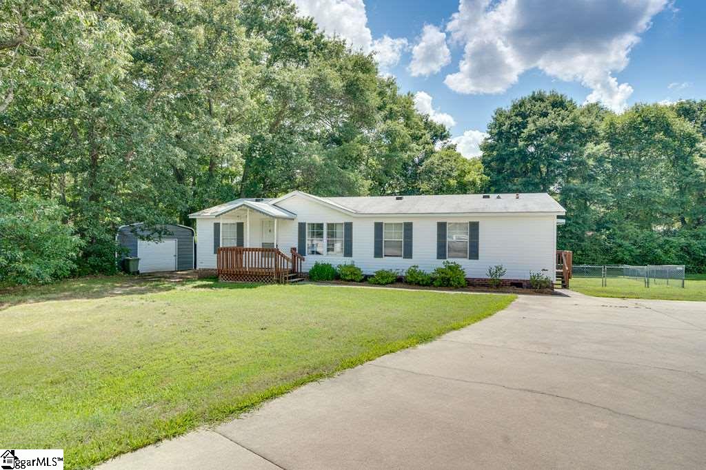 303 Bogey Drive Fountain Inn, SC 29644 - Photo 2 of 30