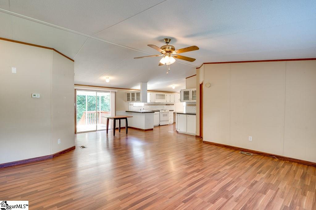 303 Bogey Drive Fountain Inn, SC 29644 - Photo 13 of 30