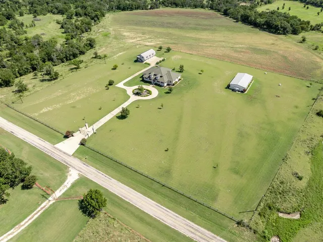 $1,250,000 | 664 Farm To Market Road 182, Valley Mills, TX 76689