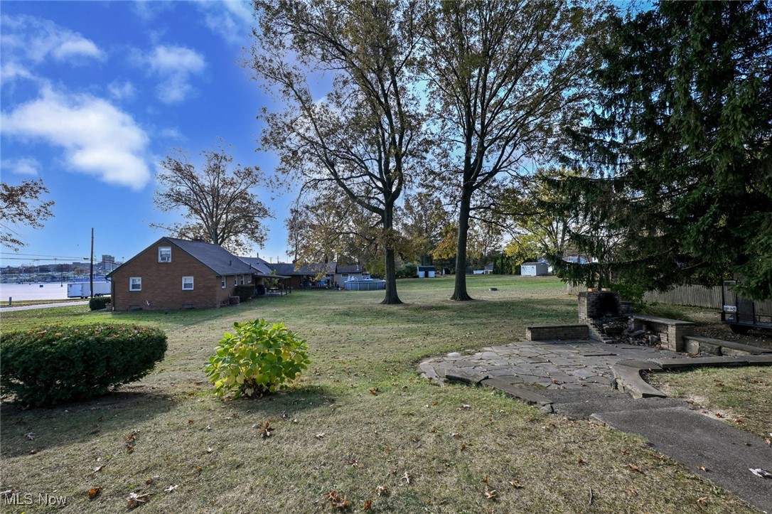 2614 19th Street Northwest Canton, OH 44708 - Photo 34 of 37 Yard