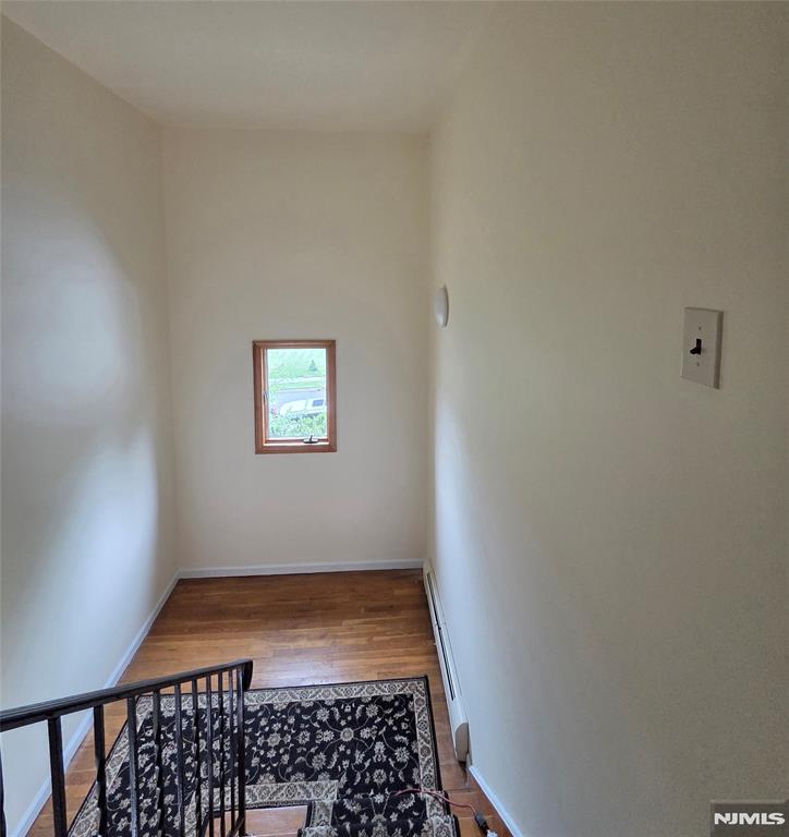 688 Day Avenue, Unit 2 Ridgefield, NJ 07657 - Photo 4 of 18