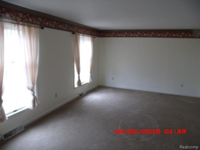 271 North Eager Road Howell, MI 48843 - Photo 11 of 20 GEDC4582.jpg
