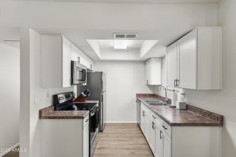 $178,900 | 3119 West Cochise Drive, Unit 149, Phoenix, AZ 85051
