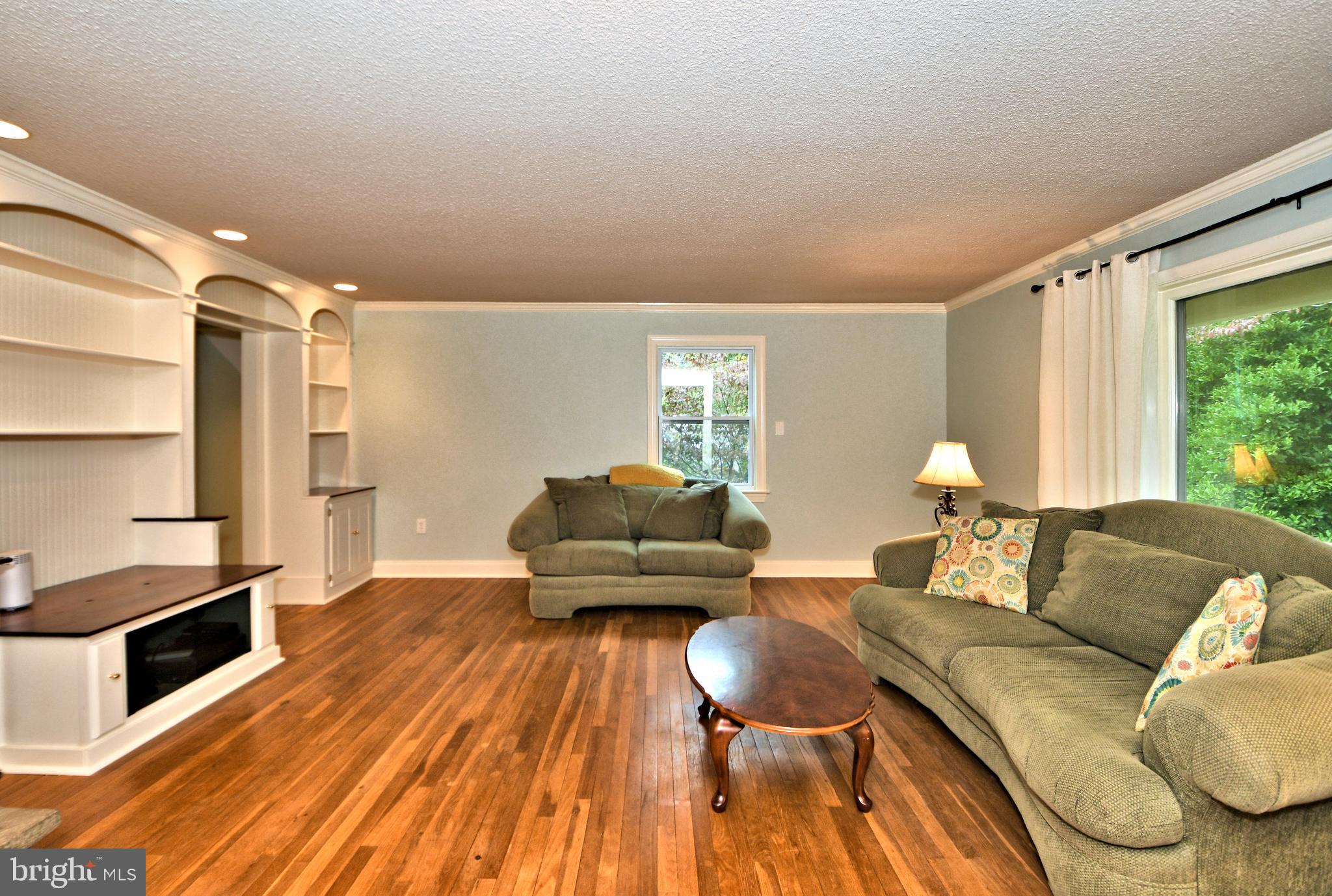52 Newville Road Chalfont, PA 18914 - Photo 8 of 94 Gallery Image 8