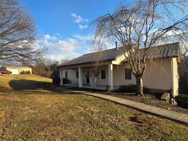 $370,000 | 18302 Boone Robinson Road, Patriot, IN 47038