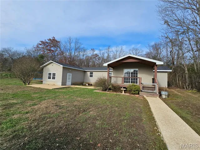 $315,000 | 1469 K Highway, Fremont, MO 63941