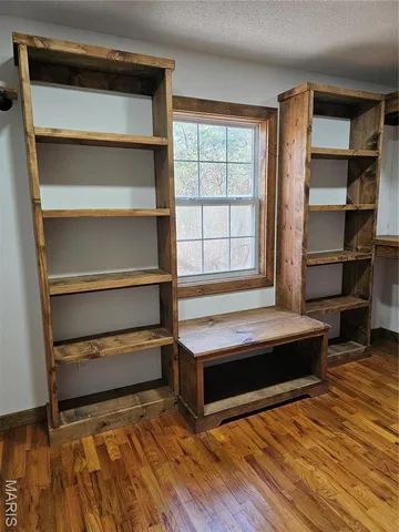 $315,000 | 1469 K Highway, Fremont, MO 63941