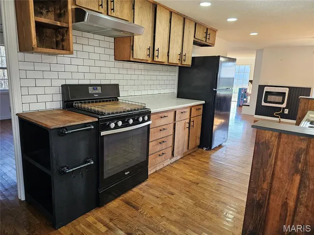 $315,000 | 1469 K Highway, Fremont, MO 63941