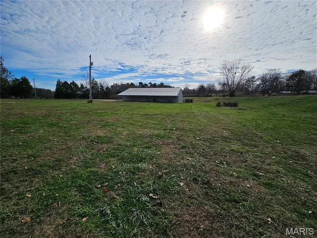 $315,000 | 1469 K Highway, Fremont, MO 63941