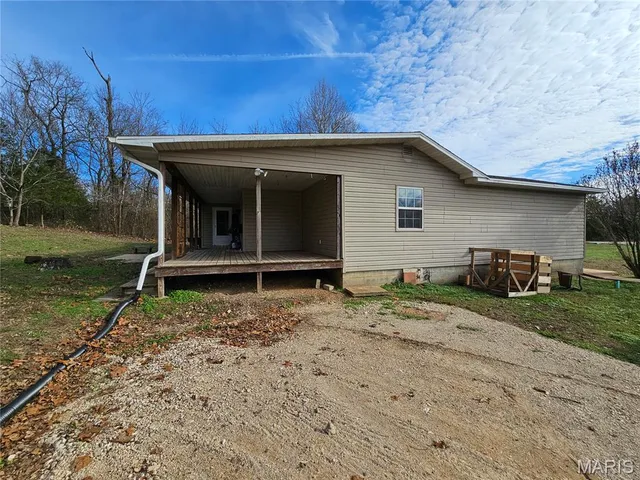 $315,000 | 1469 K Highway, Fremont, MO 63941