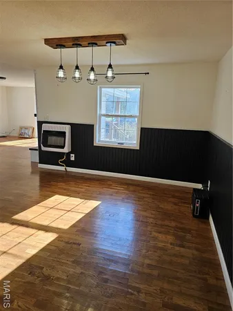 $275,000 | 1469 K Highway, Fremont, MO 63941