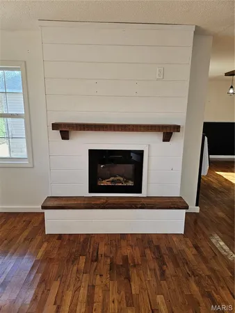 $275,000 | 1469 K Highway, Fremont, MO 63941