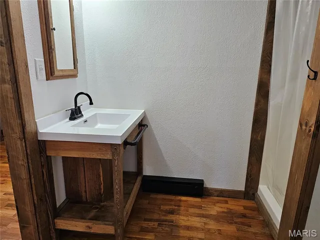 $315,000 | 1469 K Highway, Fremont, MO 63941