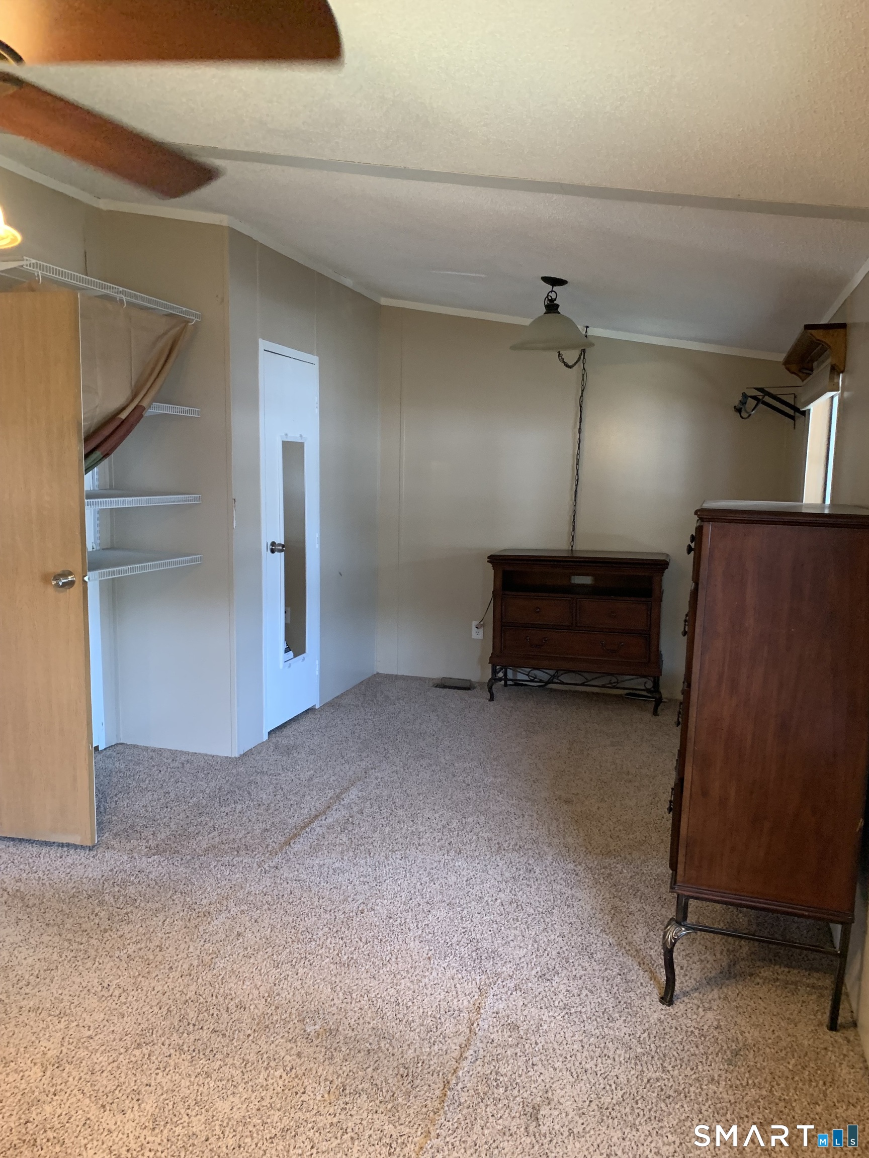 1012 Old Colony Road Meriden, CT 06451 - Photo 9 of 17