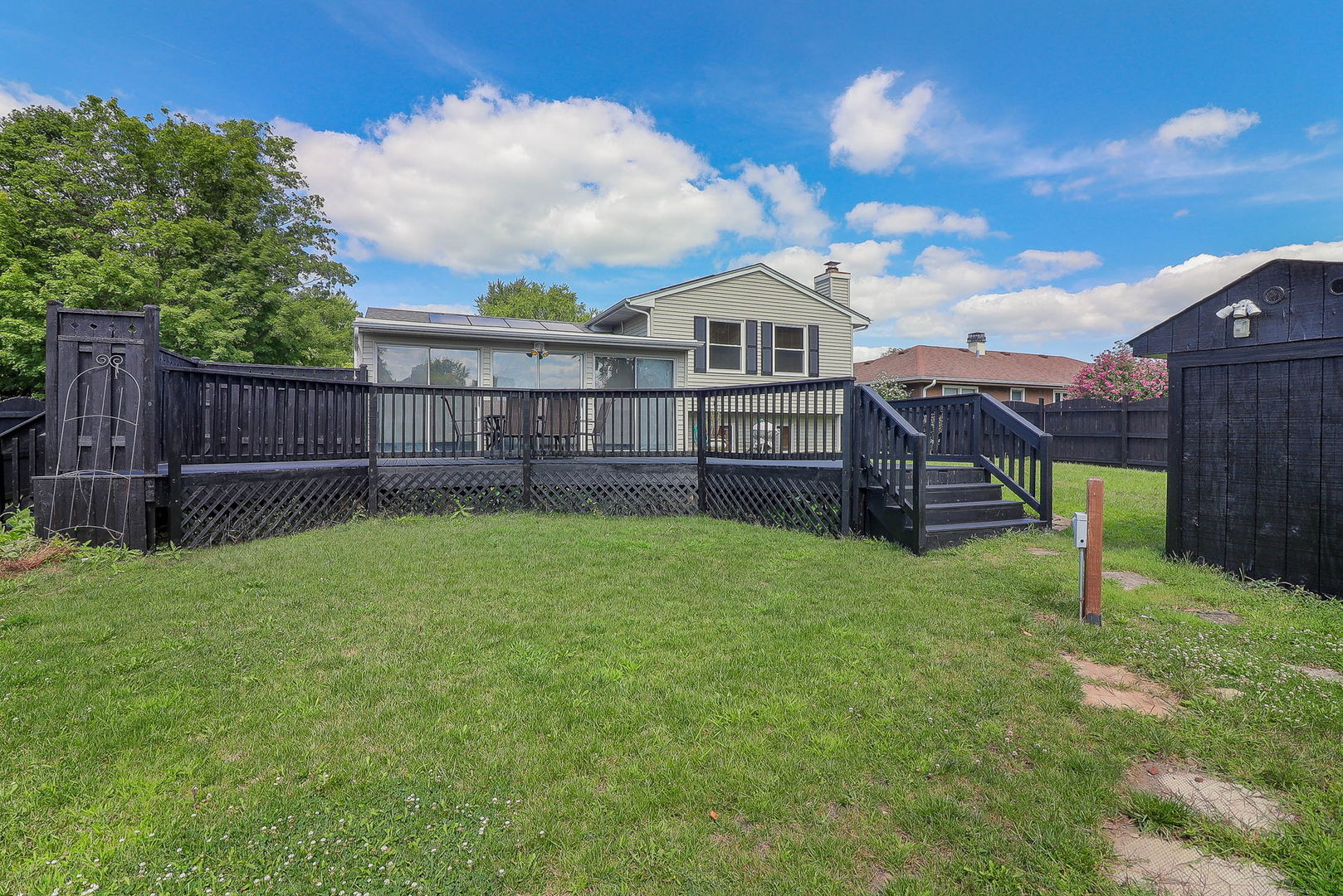 57 Lockman Circle Elgin, IL 60123 - Photo 25 of 25 Gallery Image 25