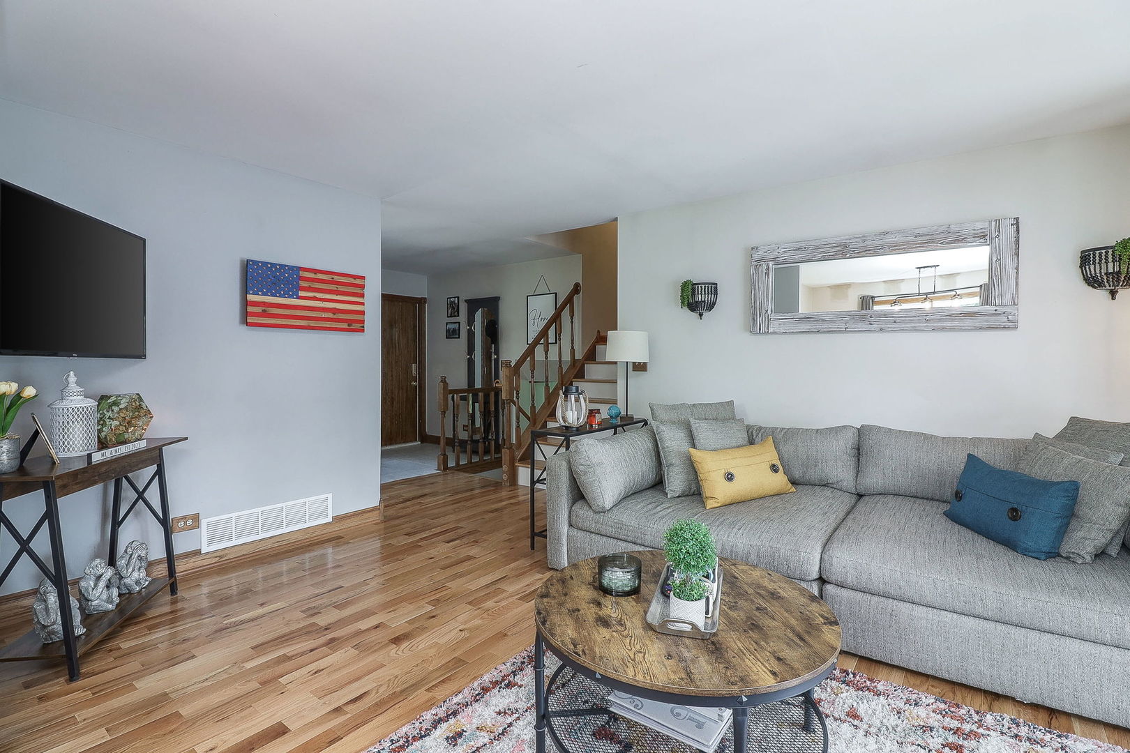 57 Lockman Circle Elgin, IL 60123 - Photo 5 of 25 Gallery Image 5