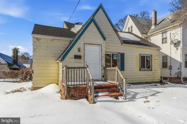 a building outdoor space with patio furniture