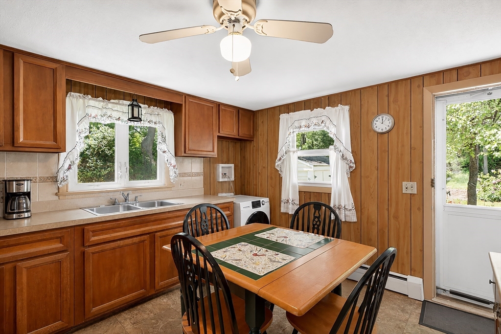 22 Myrtle Avenue Acushnet, MA 02743 - Photo 13 of 31