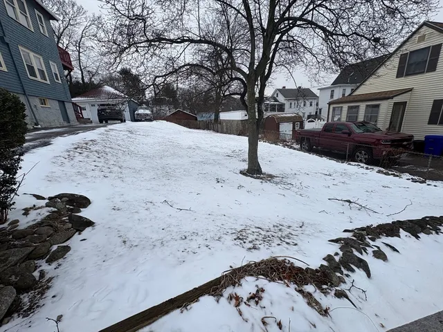 $300,000 | 9 Ledge Hill Road, Boston, MA 02132