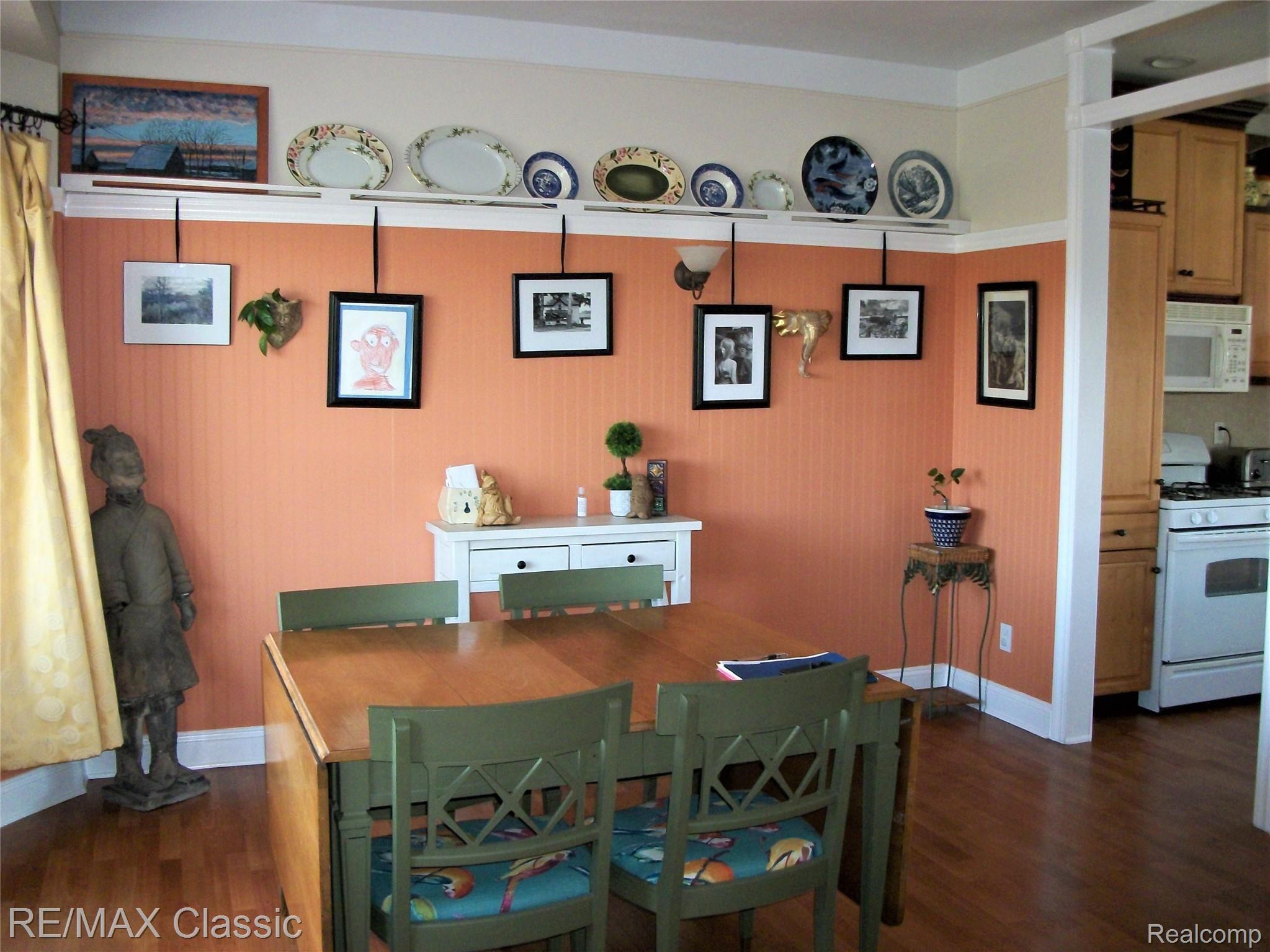 9568 West Vogt Road Fowlerville, MI 48836 - Photo 26 of 66 105_3943.jpg