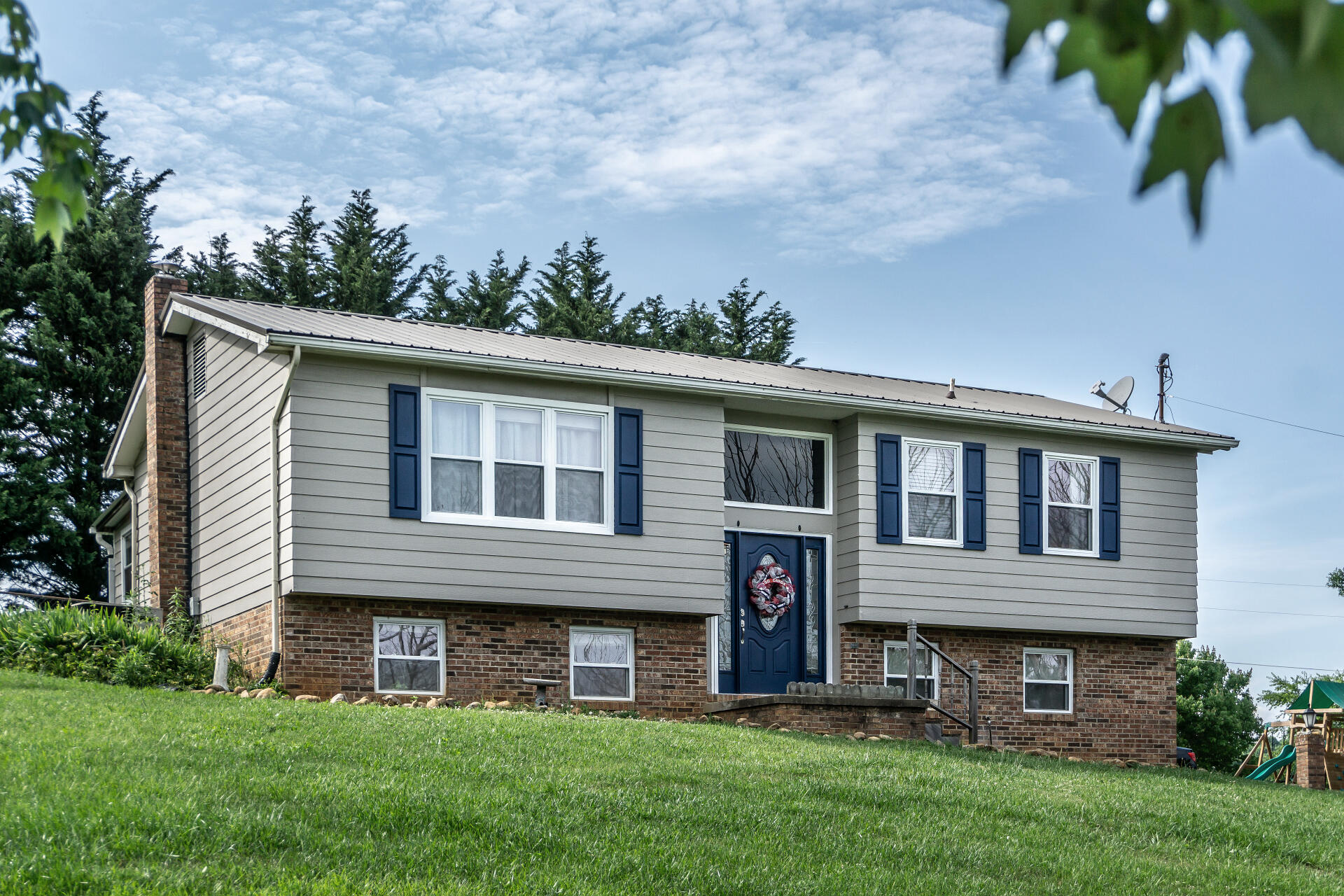 895 Old Snapps Ferry Road Chuckey, TN 37641 - Photo 1 of 77 895OldSnapp_014