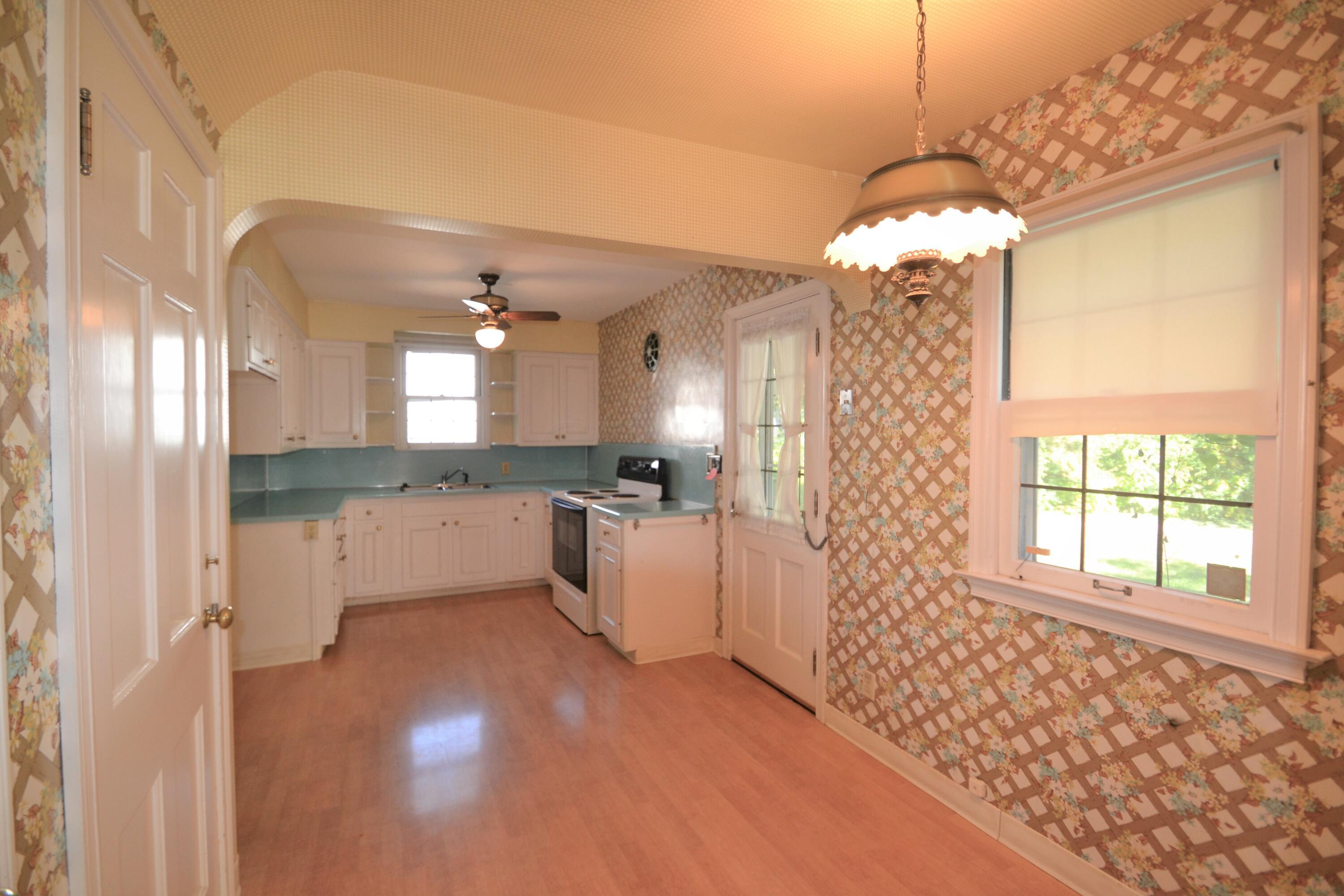 242 South Chesterfield Road Columbus, OH 43209 - Photo 15 of 29 Gallery Image 15