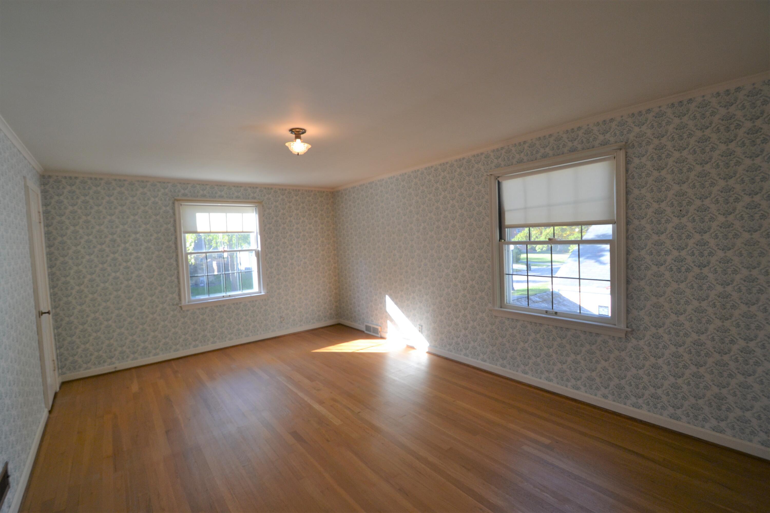 242 South Chesterfield Road Columbus, OH 43209 - Photo 16 of 29 Gallery Image 16