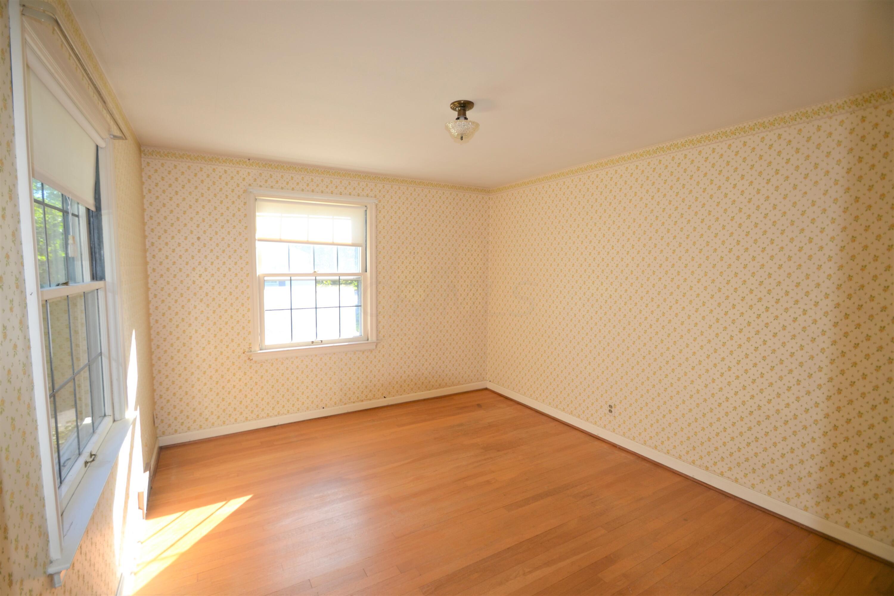 242 South Chesterfield Road Columbus, OH 43209 - Photo 17 of 29 Gallery Image 17
