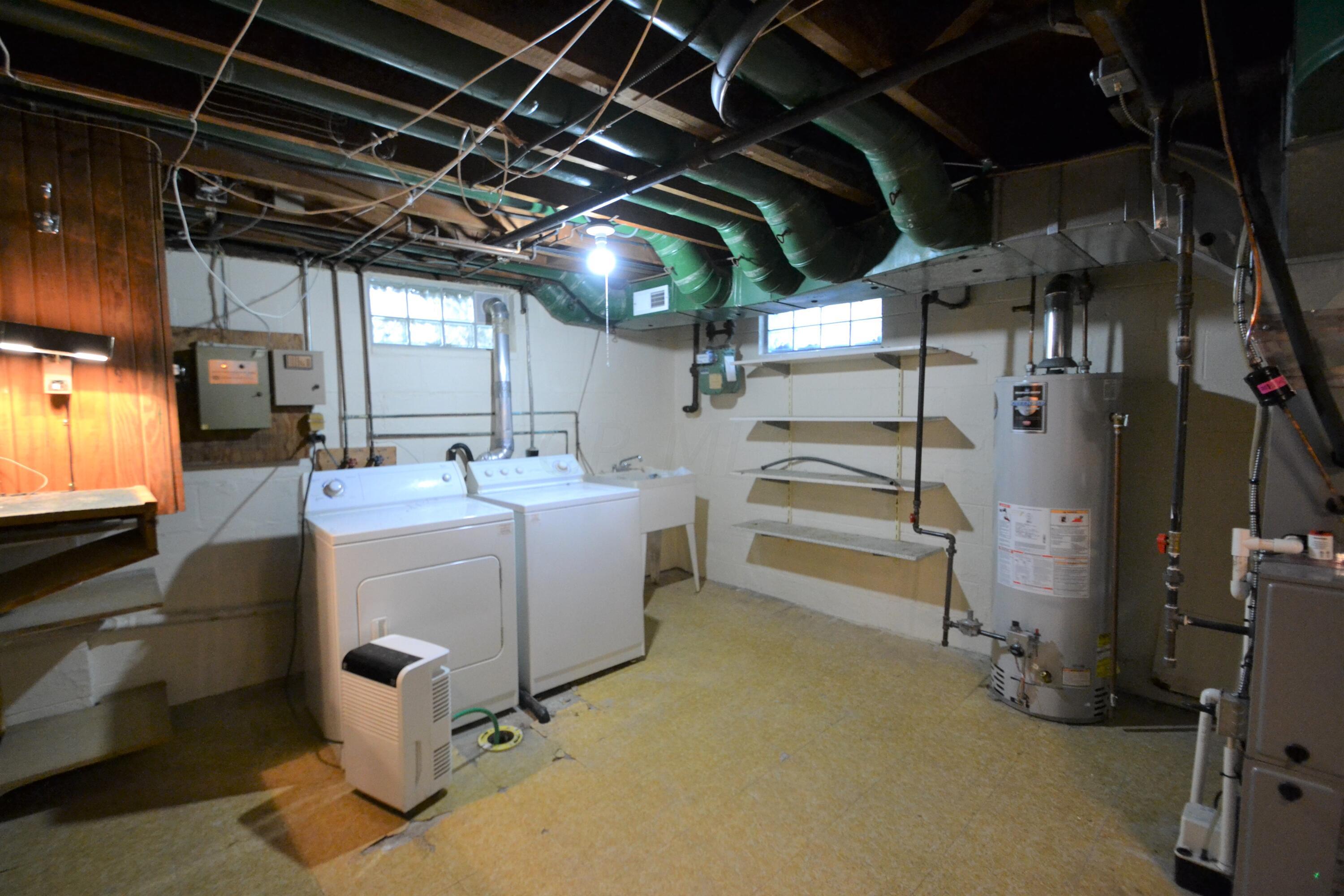 242 South Chesterfield Road Columbus, OH 43209 - Photo 28 of 29 Gallery Image 28