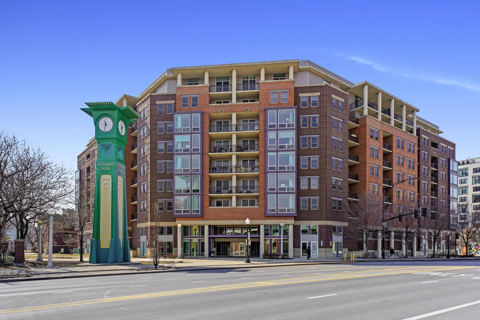 437 West Division Street, Unit 812 Chicago, IL 60610 - Photo 1 of 11 front view of a building