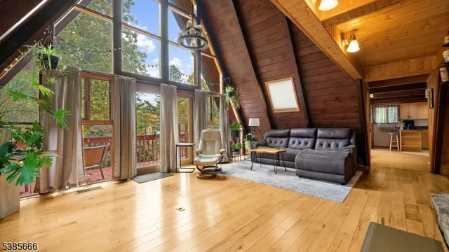 $585,000 | 658 Winding Brook Lane, Califon, NJ 07830