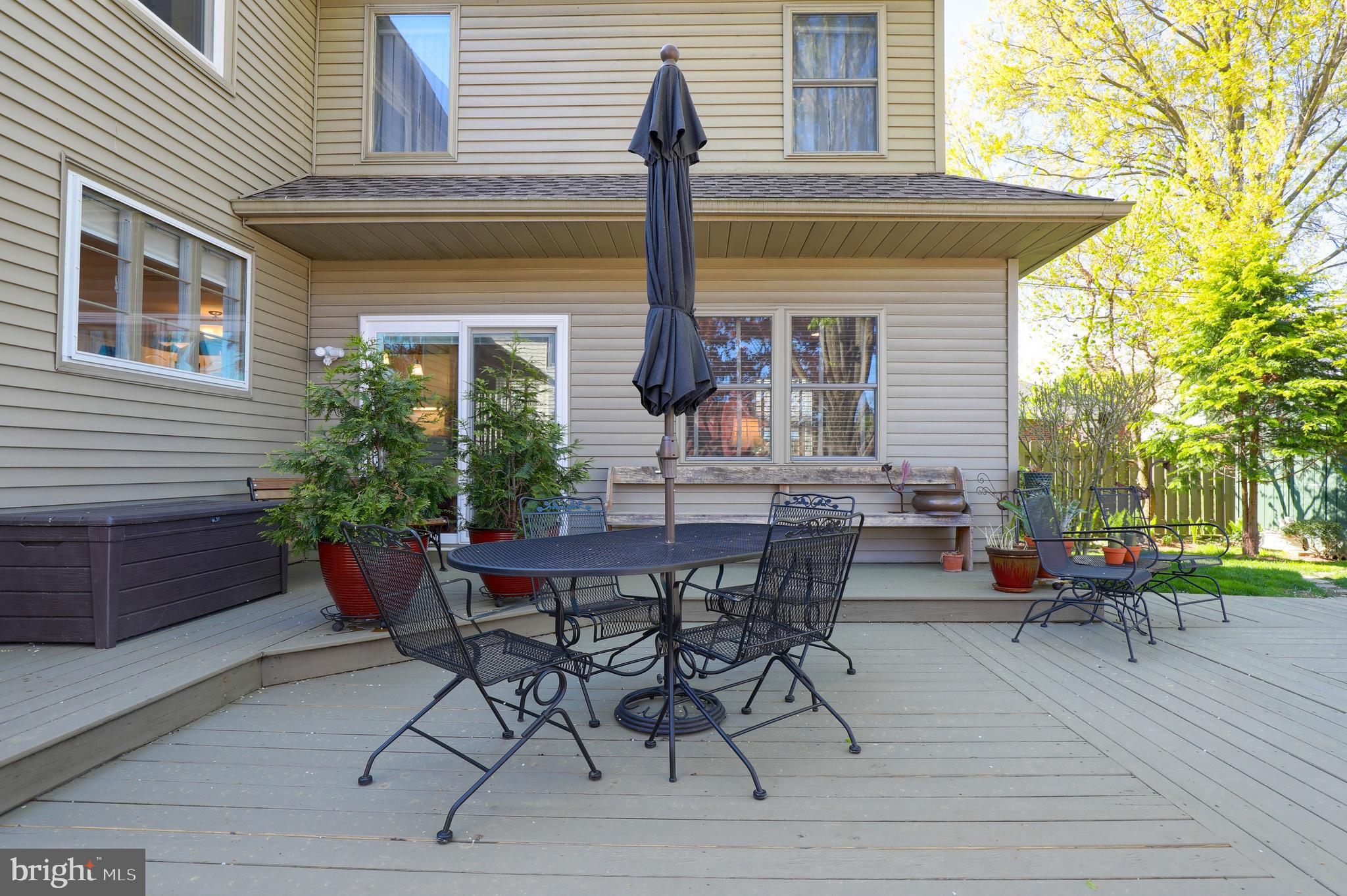 310 Linden Street Lititz, PA 17543 - Photo 5 of 56